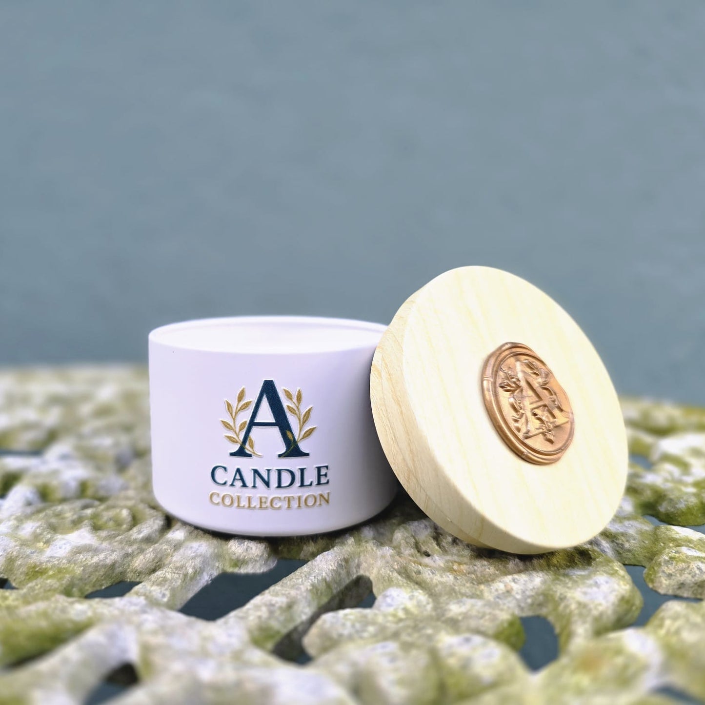 Roses & Heels - Tin Candle